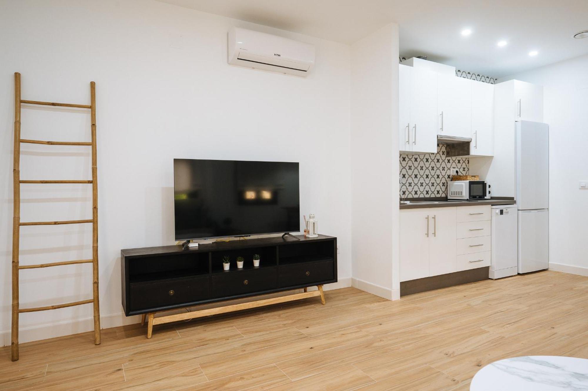 Wish Suite Miraflores De Sevilla Exterior photo